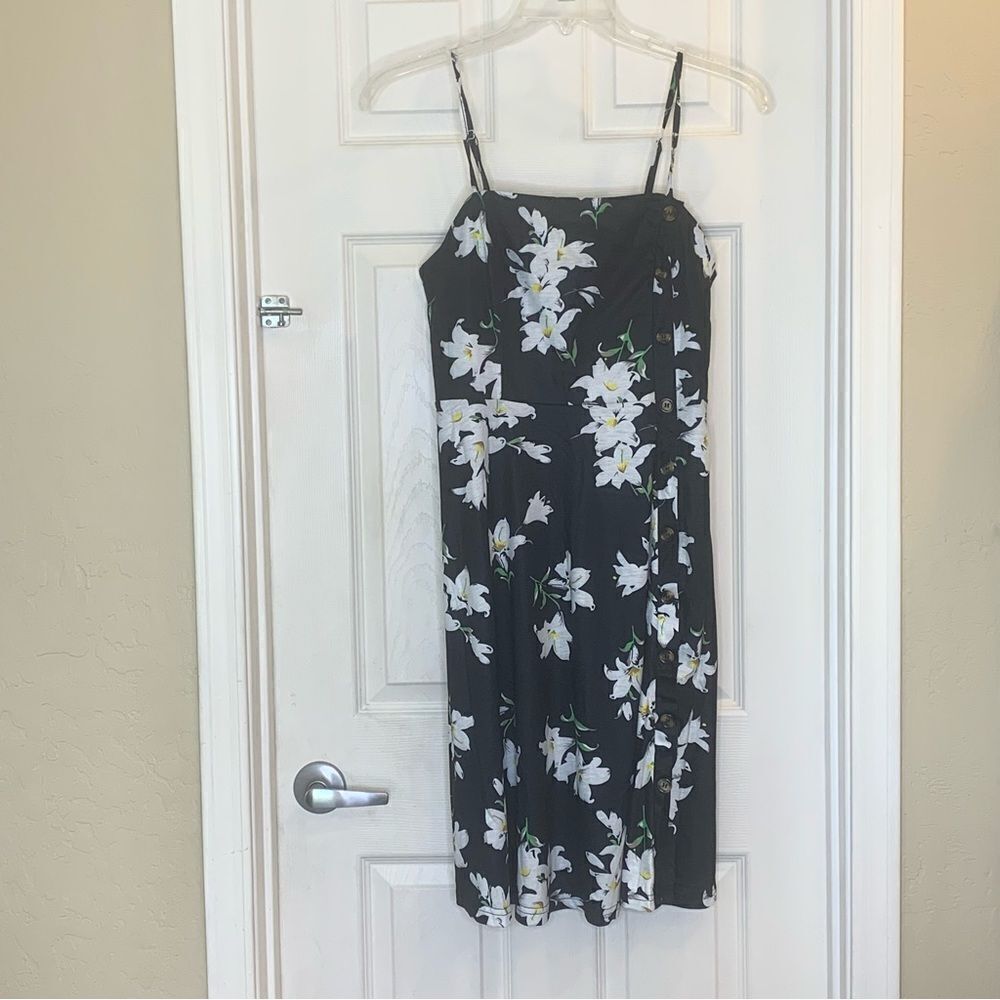 Floral Black Dress Size Large